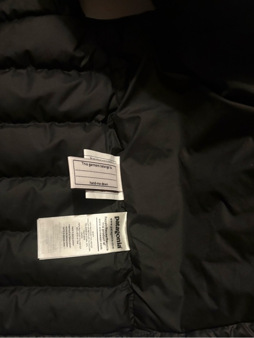 Youth Patagonia Black Down Sleeveless Puffer Vest - Picture 8 of 8